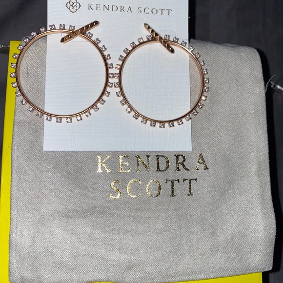 Kendra Scott Earrings - Picture 2 of 3